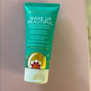 Wake Up Beautiful Super Hydration Sleepover Mask